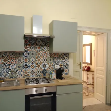 - Centro Tra Stazione Ed Aeroporto - La Teresina Appartement *